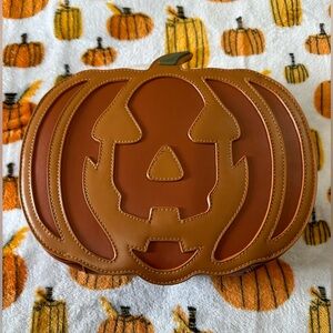 ⛔️SOLD⛔️ Backstitch Bruja Falloween Pumpkin Jackolantern Purse Bag Backpack NEW!